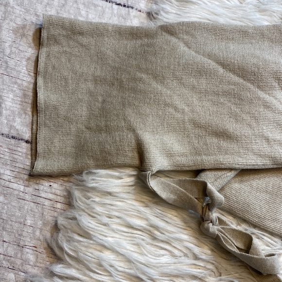 Aritzia Wilfred Cream Baylen Wool Cropped Sweater sz S - Picture 4 of 8